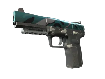 Five-SeveN | Fowl Play (Minimal Wear)